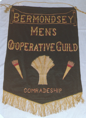 banner, Bermondsey Men's Co-operative Guild [NMLH.1993.571] (image/jpeg)