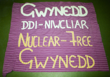 banner, Nuclear Free Gwynedd [NMLH.1993.140.1] (image/jpeg)