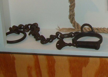 1992.917 shackle (image/jpeg)