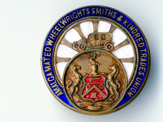 Amalgamated Wheelwrights Smiths and Kindered Trades badge (image/jpeg)