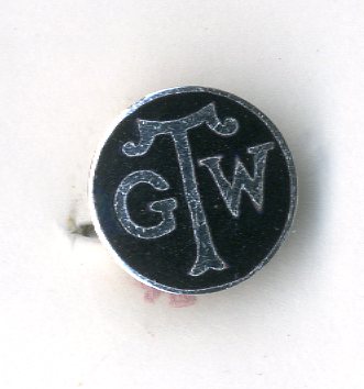 National Union of Tailors and Garment Workers badge (image/jpeg)