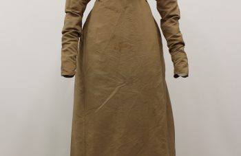 Mrs Mabbot's dress © Manchester Art Gallery Bridgeman Images