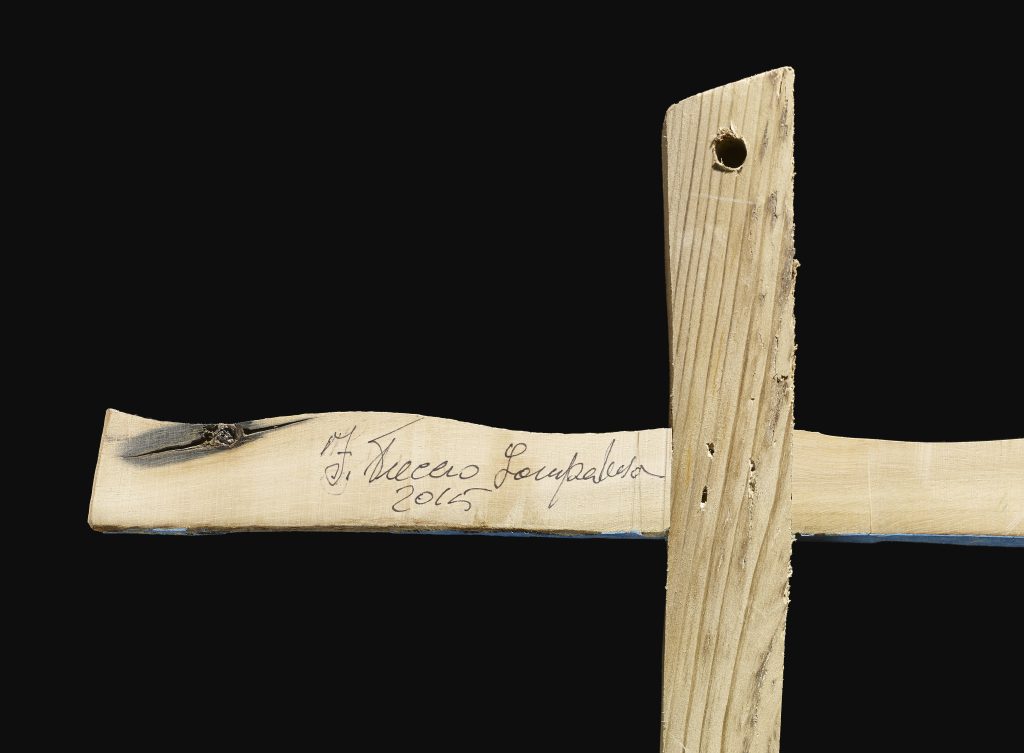 The Lampedusa cross, Francesco Tuccio, 2015, wood © The Trustees of the British Museum (reverse)