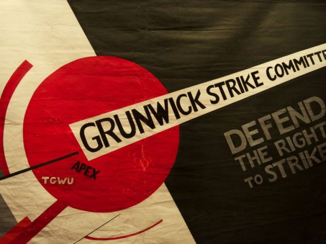 Grunwick Strike Committee, Defend the Right to Strike banner, 1976 @ People's History Museum edit