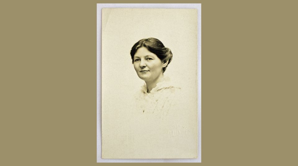 Margaret Bondfield photograph, around 1920